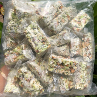 Combo 2 Bịch 500g Cốm nếp (sầu riêng )và cốm nếp dứa Lâm An 1