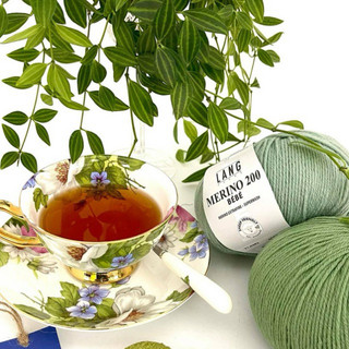 Cuộn Len Sợi Lông Cừu Yarn Wool Lang Merino 200 Bebe( bảng màu 1)
