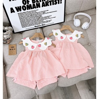 Set bộ vải thô với cổ dợn sóng cho bé gái