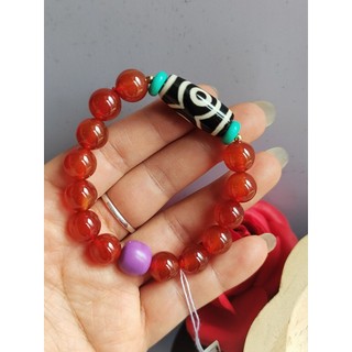 Chuỗi vòng tay mã não đỏ 10 li tự nhiên mix viên dzi 3 mắt thuận cùng viên đá tím đẹp freesize