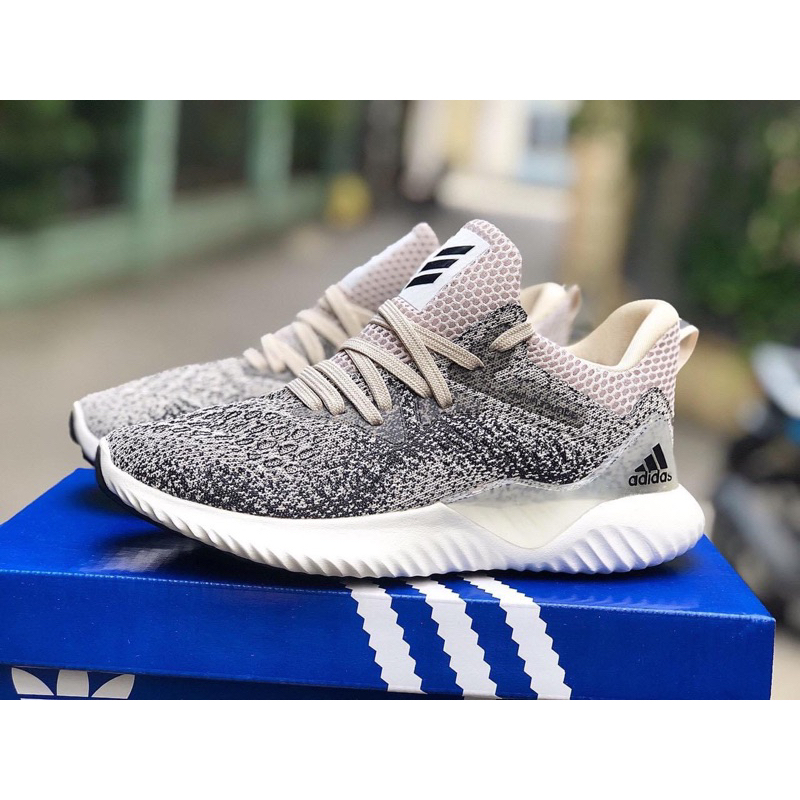 Giày thể thao sneaker alphabounce Xám Chấm Đen muối tiêu