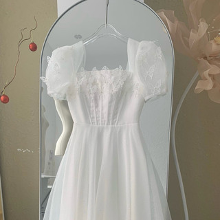 Váy prom trắng cánh tiên ren đính hạt