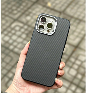 Ốp lưng Likgus vân Carbon cho iPhone 15 Pro max,14 Pro max,13 Pro max,12 Pro max chống vân tay