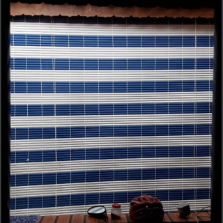 Mành nhựa che nắng R1m80 x cao 2m, 2,5m,3m, màn sáo nhựa che mưa ,rèm nhựa cửa sổ có dây kéo