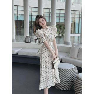 Đầm xu hướng dễ thương du lịch chất lụa in chấm bi cột nơ lưng tay ngắn váy dài suông bút chì