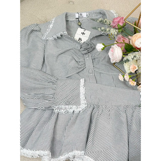 Set kẻ chân váy kèm hoa 𝐁𝐀𝐆𝐄𝐎