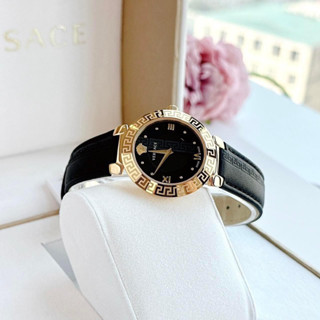  Đồng hồ nữ Versace cao cấp máy thuỵ sỹ mặt tròn dây da siz 36mm Máy Quartz  Pin  Kính Sapphiare Dây Da 