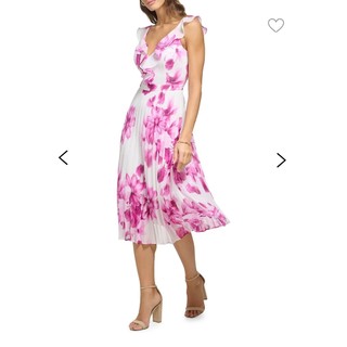 ĐẦM CHIFFON HOA HỒNG CỔ V