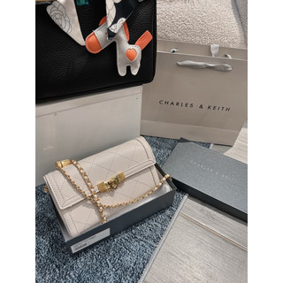 [FULLBOX] Túi Cn.K dáng hộp khoá xích gập nhọn size 18cm