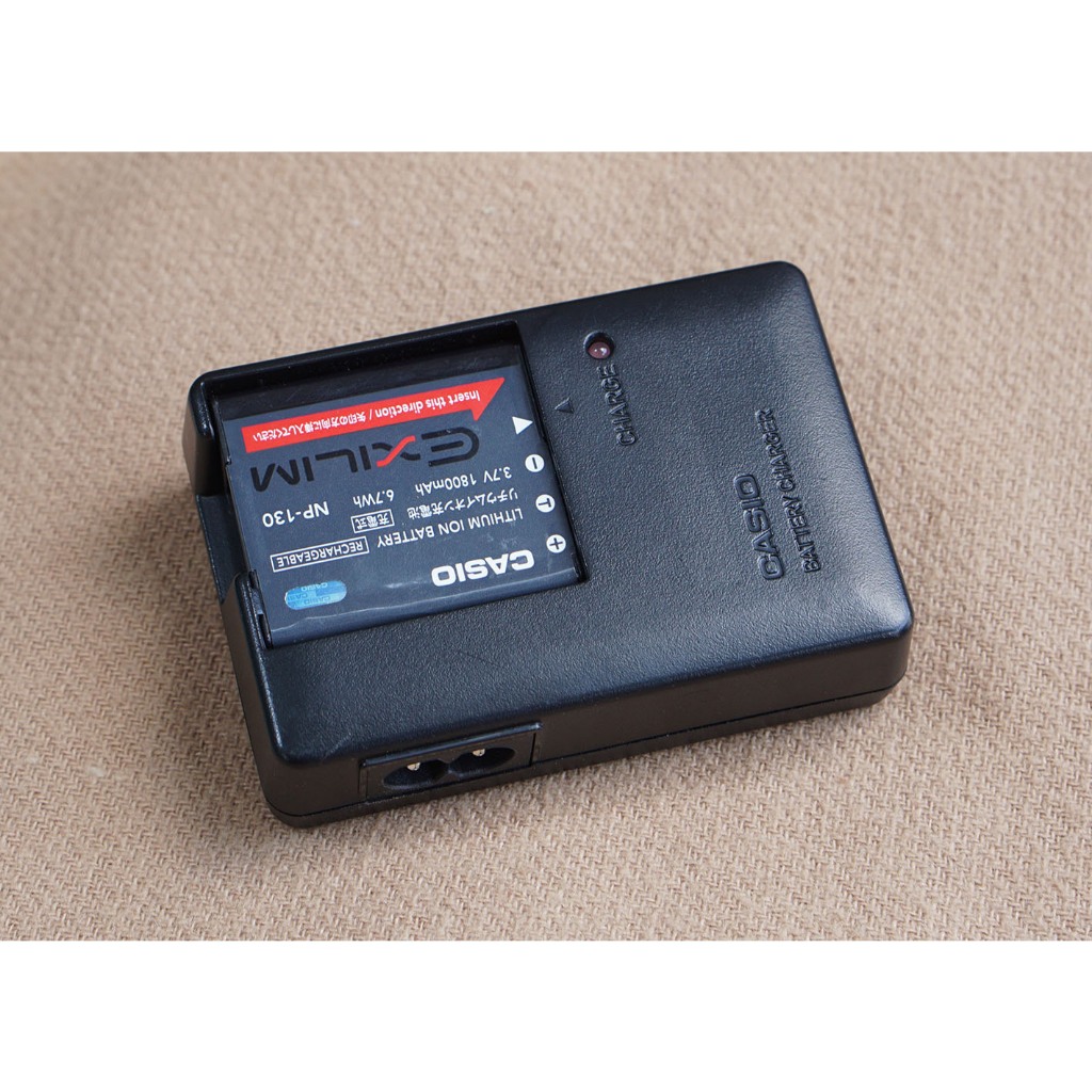 Sạc pin Casio NP-130