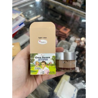 Kem Nền Kiềm Dầu Even Steven của The Balm