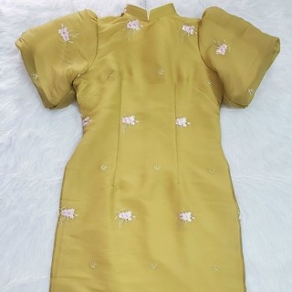 Bộ áo dài tơ 4 tà mặc tết