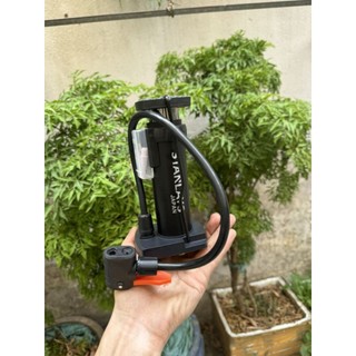 bơm đạp chân mini gấp gọn Stanley
