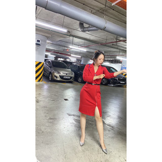 đầm đỏ dây kéo