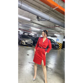 đầm đỏ dây kéo