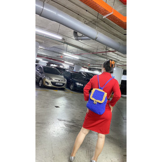 đầm đỏ dây kéo