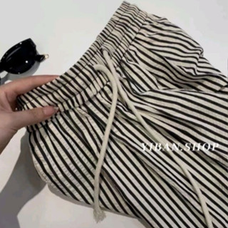 Quần  Kẻ ống Rộng Dáng Suông Nữ Cạp Chun Lưng Cao Hoạ Tiết Kẻ Sọc Trắng Đen Chất Đũi Thô Nhăn MA689