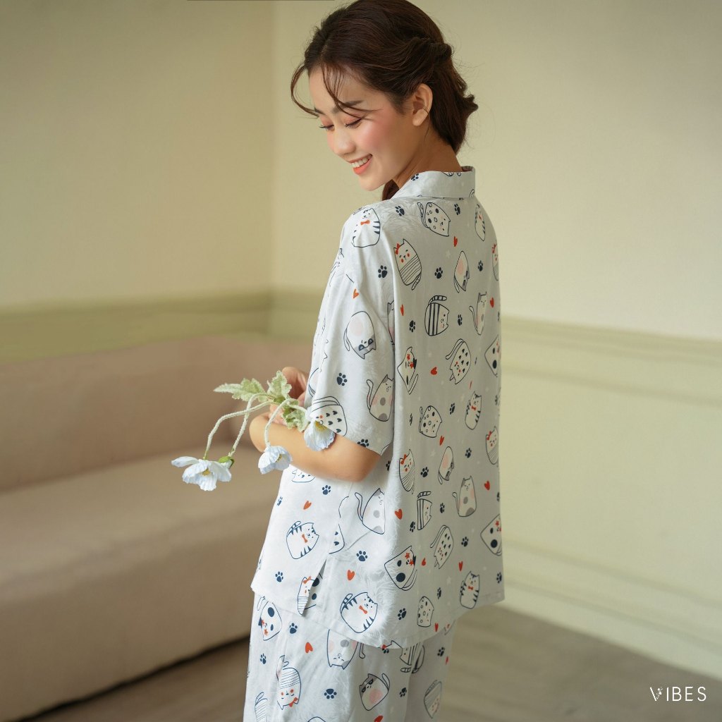 VIBES Đồ bộ Pijama ngắn Lụa Gấm cao cấp Naomi Py Set