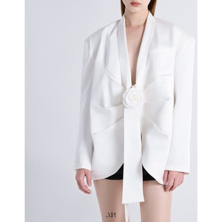 Eirlys - Áo Vest Lụa Trắng Kèm Hoa - XIPI
