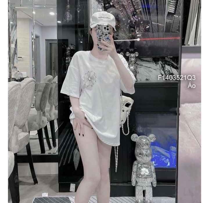 Áo thun form rộng họa tiết ép đá logo hai mặt tay con hàng đẹp! TOMBI SHOP