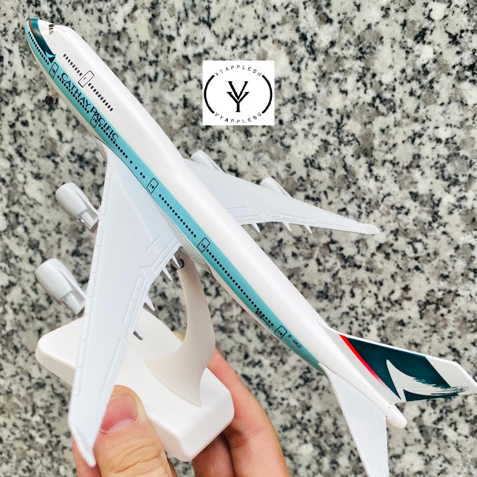 Mô Hình Máy Bay Boeing 747 Hãng Hàng Không "Cathay Pacific" 20CM Hợp Kim Cao Cấp