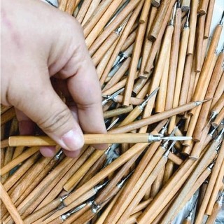 Cây lấy khoé cán gỗ làm móng chuyên nghiệp