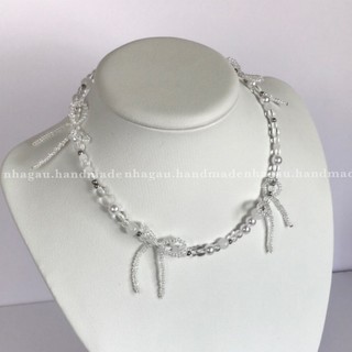 Vòng cổ hạt cườm chi tiết nơ xung quanh màu trắng trong suốt Bowcolls | NHA GAU | Vui lòng đọc mô tả sản phẩm