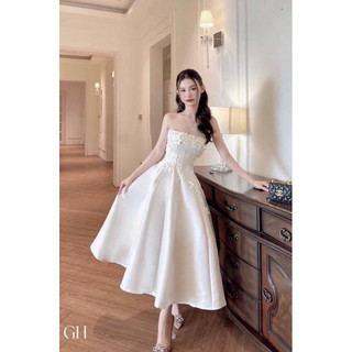 đầm thiết kế cup ngực đính hoa