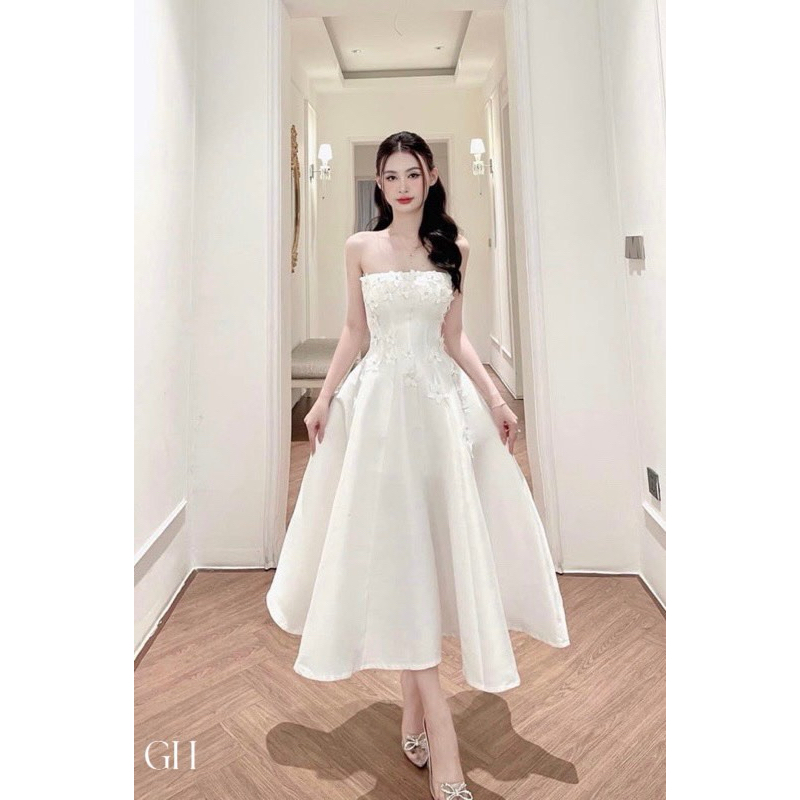 đầm thiết kế cup ngực đính hoa