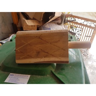 chặn lùi xe bằng gỗ, chặn bánh xe giá rẻ, cục gỗ chặn xe