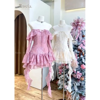 váy tơ thêu hoa trễ vai tay dài