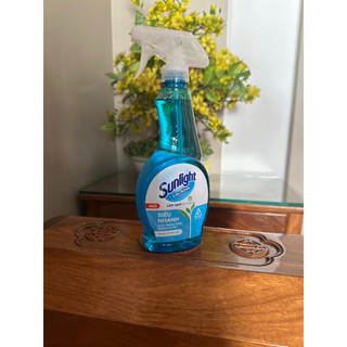 Nước lau kính sunlight 520ml