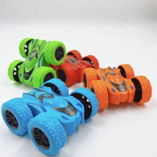 Đồ chơi xe ô tô đua lật 2 mặt, Xe đua F1 chạy đà chớn mạnh mẽ lật xoay 360 độ