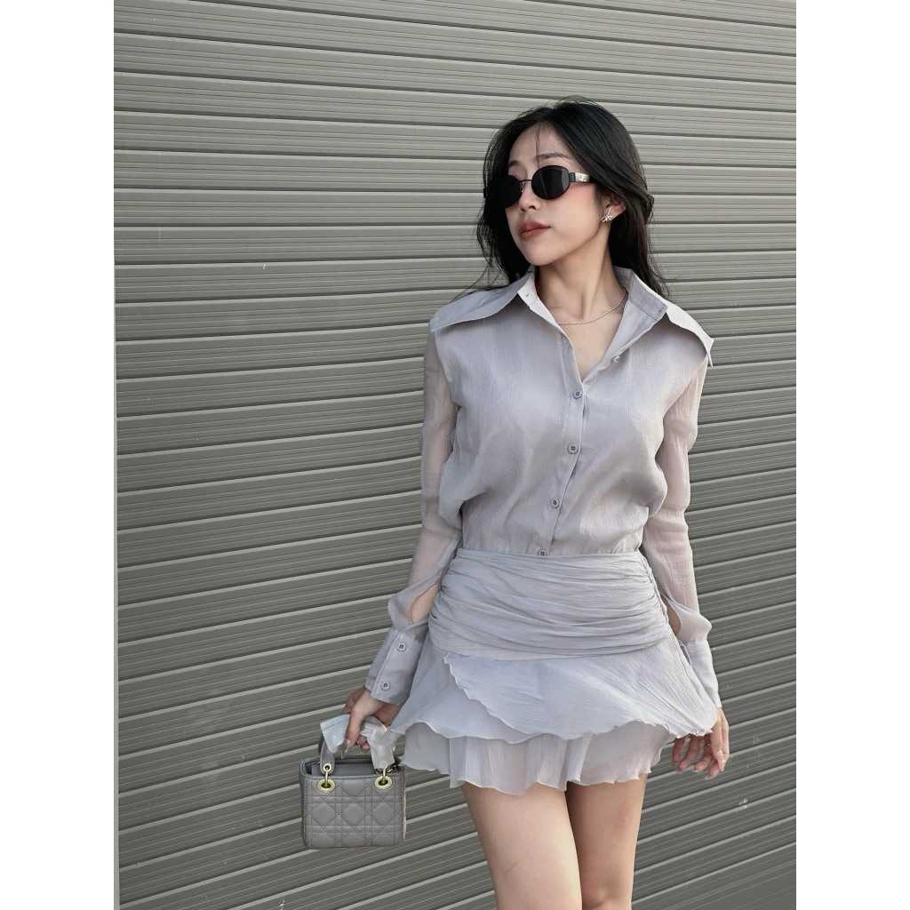 Set nữ sơ mi voan váy xếp ly eo cá tính