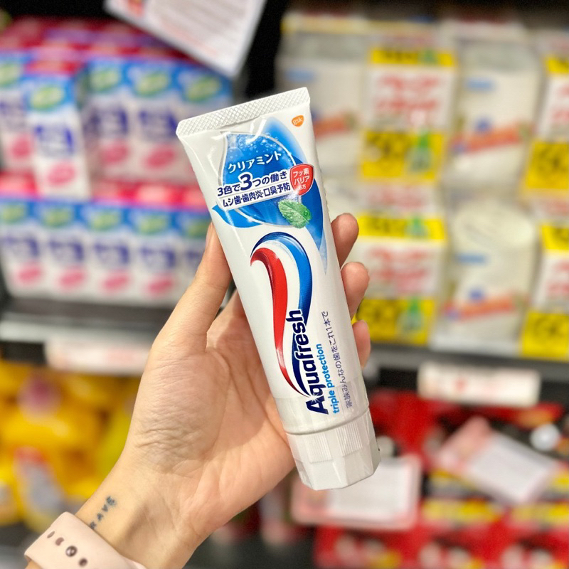 KEM ĐÁNH RĂNG AQUAFRESH NHẬT