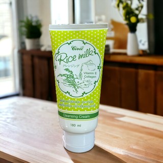 Sữa rửa mặt chiết xuất Sữa Gạo Civic Rice Milk Thái Lan 180ml