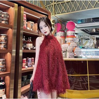 Đầm kiểu cổ yếm lông vũ thắt dây nơ sau hở lưng hàng đẹp! TOMBI SHOP