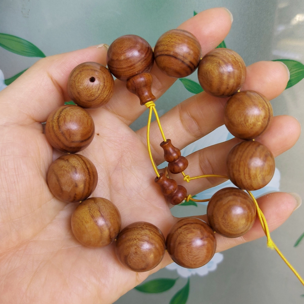 Vòng tay gỗ sưa hạt 2.0cm -GS1