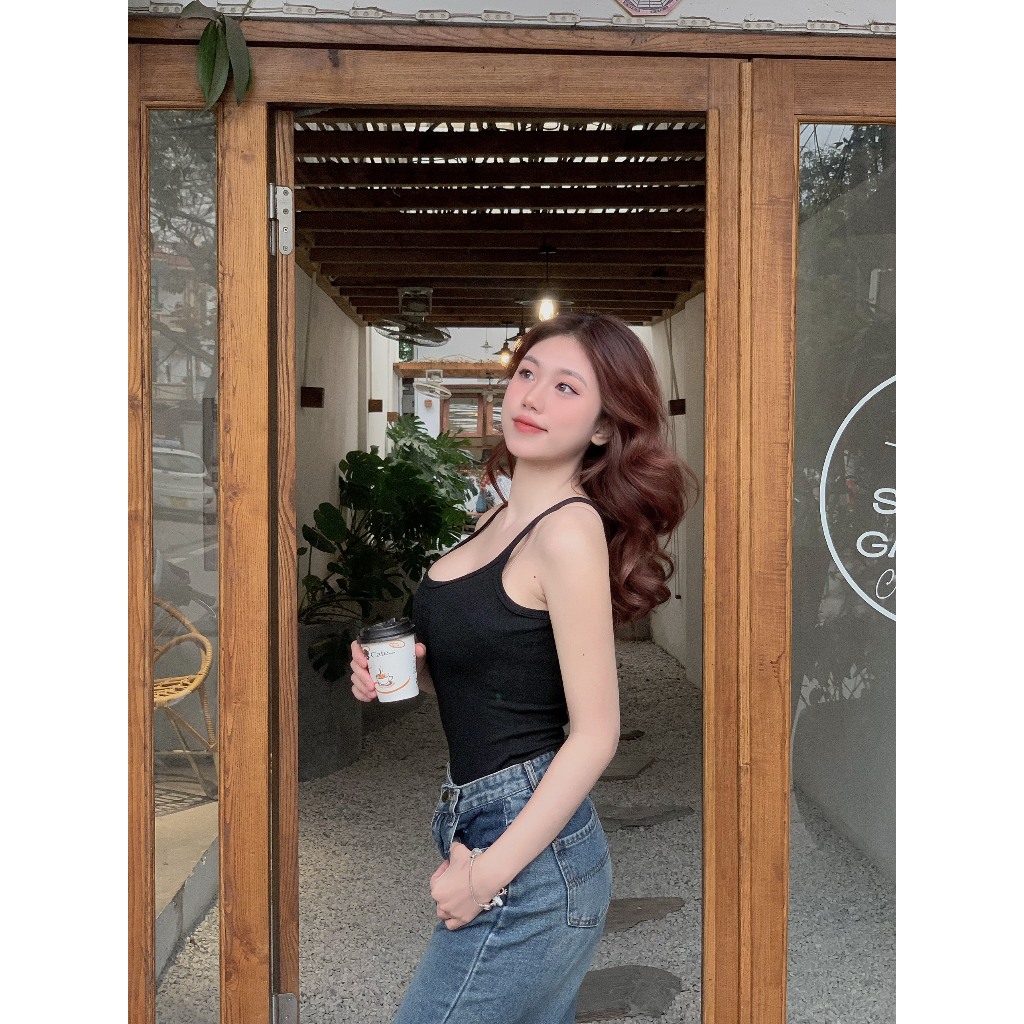 Áo Tankop Nữ 2 Dây Ôm Body, Áo Ba Lỗ Nữ Cá Tính Sexy | BigBuy360 - bigbuy360.vn