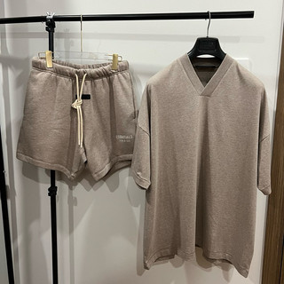 Set Essential bản best cổ Vneck