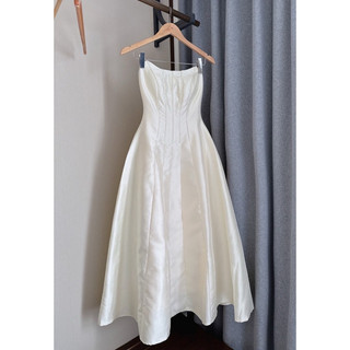ĐẦM MIDI ỐNG CÚP