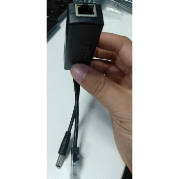 Bộ tách nguồn POE 48v ra 12v  từ switch dùng cho camera IP thông thường