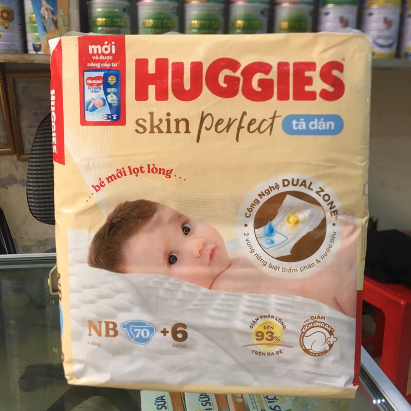 Tã Dán NB70 + 6miếng bỉm Huggies Shin Perfect ( mẫu mới) Dành cho trẻ dưới 5kg
