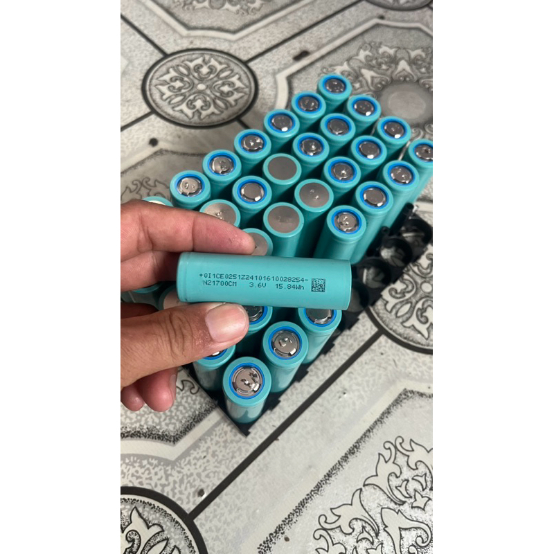 pin 2170 svolt 4400mah