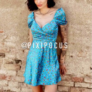 Đầm satin zaraa dư xịn