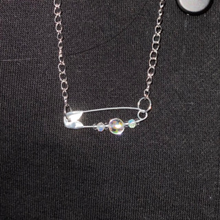 Vòng cổ Safety pin