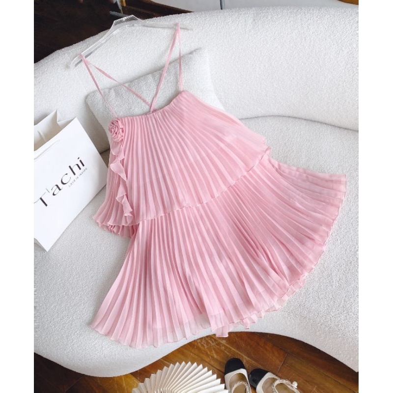 Đầm hồng cổ yếm dập ly 🎀
