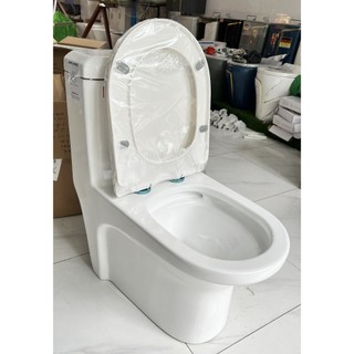 Bồn cầu một khối (nhỏ gọn, men phủ nano chống bám bẩn)