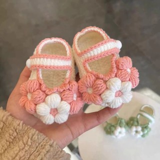 Giày len xinh xắn cho bé gái