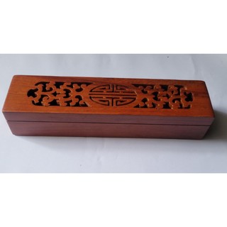 Hộp đựng đũa gỗ hương - đục khắc tinh tế